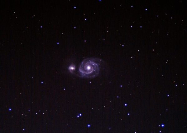 M51 Whirlpool Galaxy (Jonathan Anderson ) 4" f10 achro on HEQ5 Pro Canon 700d (umod) @ISO 1600 120x40sec + darks, flats etc. Processed DSS & GIMP