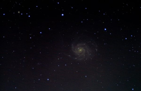 M101 Pinwheel Galaxy ( Jonathan Anderson) 4" f10 achro on HEQ5 Pro Canon 700d (umod) @ISO 1600 120x40sec + darks,flats etc. Processed DSS & GIMP Gradients below the galaxy show how this has been stretched to the limit. Less stretch leaves the spirals disappointing. As Pat said recently - this target could do with more time.