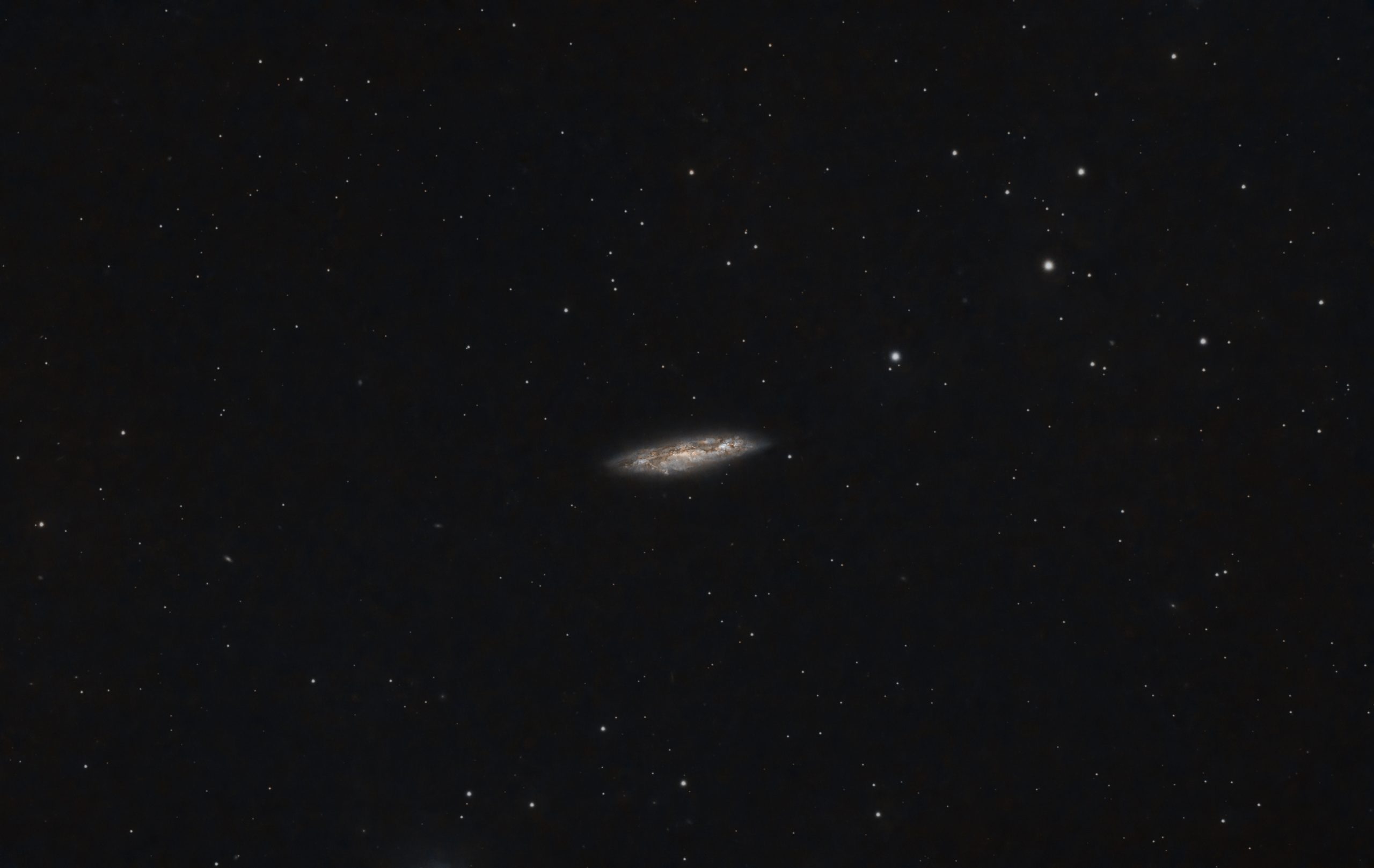 Surfboard Galaxy or M108 (Ian A Smith) Skywatcher 190MN, NEQ6 mount, Altair Tri-|Band filter, ASI294MC Pro at -20C. 22 x 5 minute exposures (1 hour 50 minutes) at Gain 120, Offset 30, 50 dark frames, 50 flat fields and 50 dark flat frames. Processed in Pixinsight Topaz denoise and Photoshop. Collected between 1:05 and 2:53 on the 27th of March, 2022.