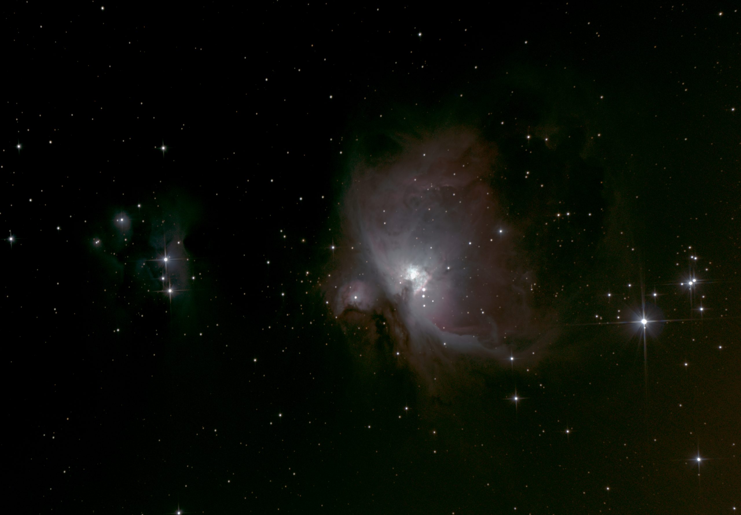 Messier 42 (Orion Nebula) (Jonathan Anderson) 01/03/2022 SW 130PDS on HEQ5pro Canon 700D (unmod) @ 800ISO 83X60s, darks, flats, bias DSS and GIMP