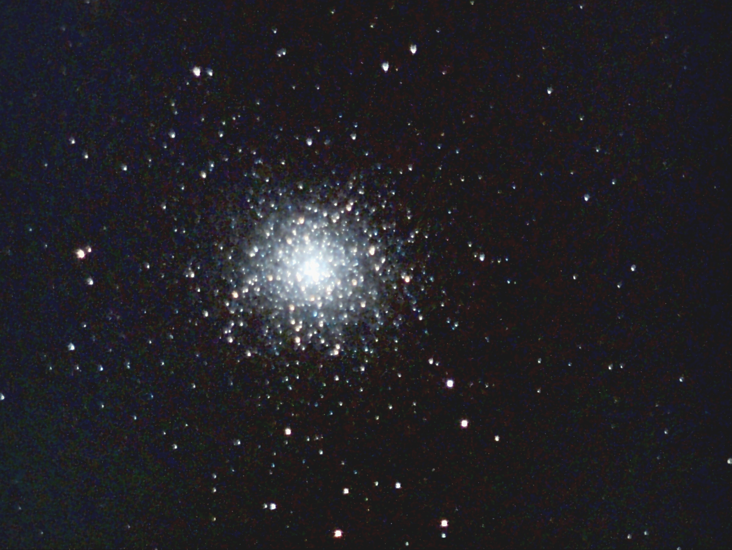 M13 - Hercules Globular Cluster (Peter Black) Unistellar eQuinox , Optolong L-Pro, 10 minute