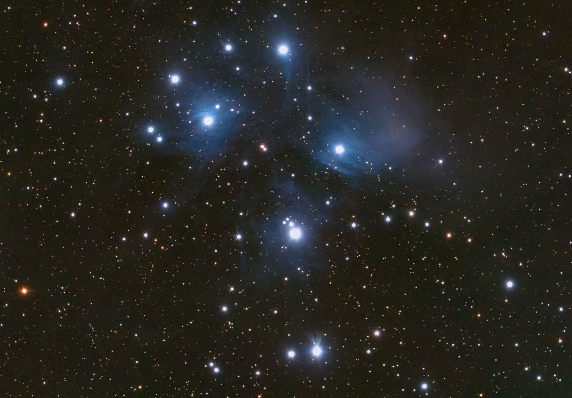 M45 Pleiades (Nigel Goodman) 16 x 300s 391g (1 of 1) First time out with the scope for a while. 102 ED, L'Enance, 0.75 reducer, binned 2x2 as an experiment.