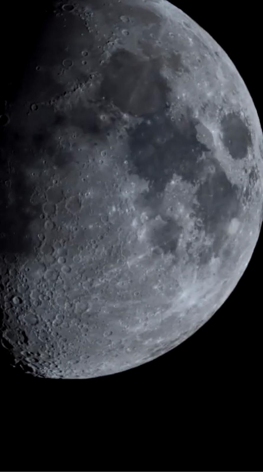 Moon closeup Seestar