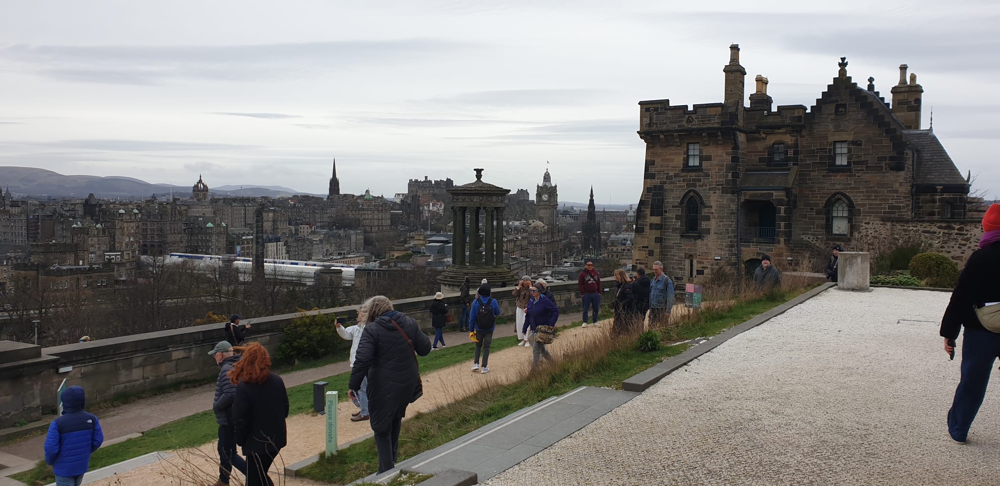 Edinburgh skyline