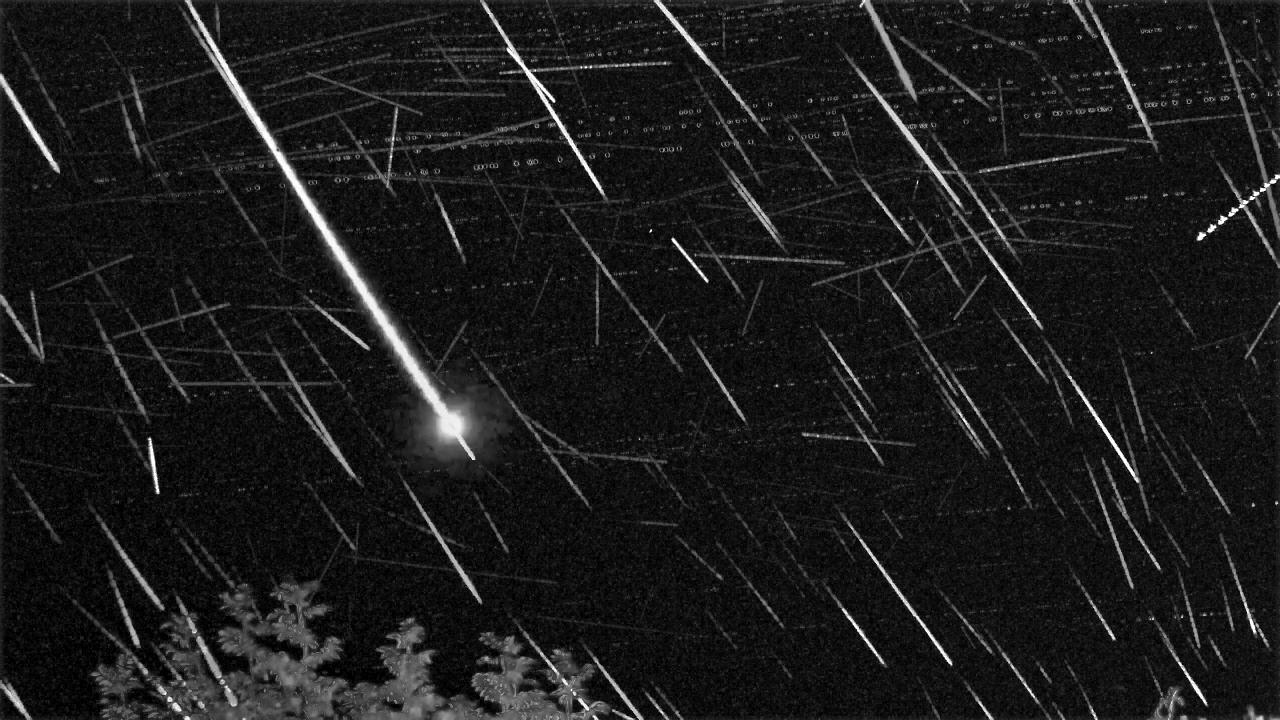 UK009C_20250812_204535_168341_stack_143_meteors