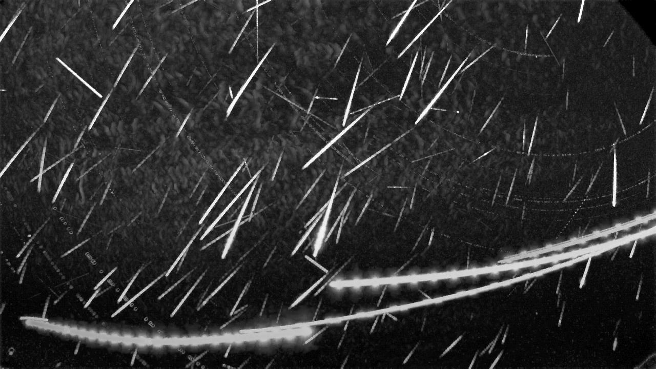 UK00CT_20250812_203933_884458_stack_222_meteors